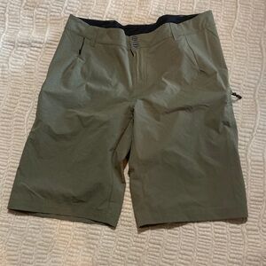 adidas Men's Shorts, size 38